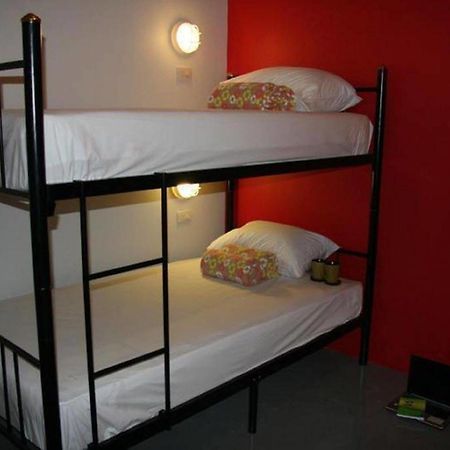 Kool Backpacker Hostel Patong ภายนอก รูปภาพ
